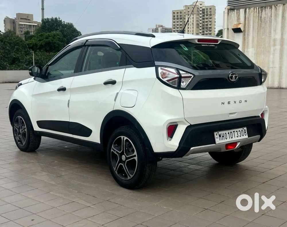 Tata Nexon 1.2 Revotron Xma Amt (s), 2021, Petrol