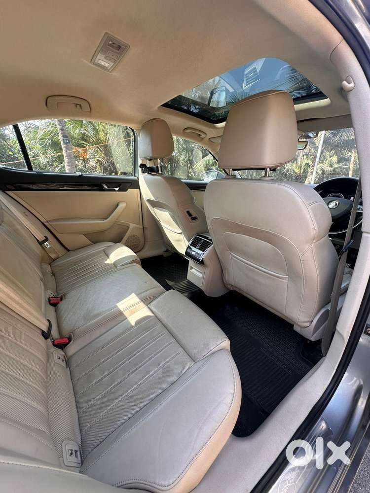 Skoda Superb L&k 2.0 Tdi At, 2017, Diesel