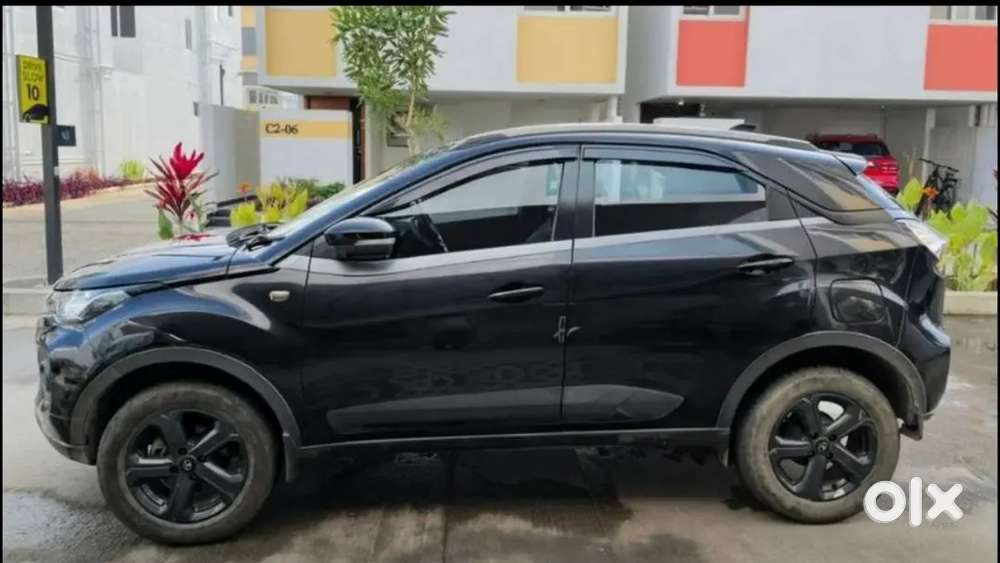 Tata Nexon 2022 Petrol Dark Edition