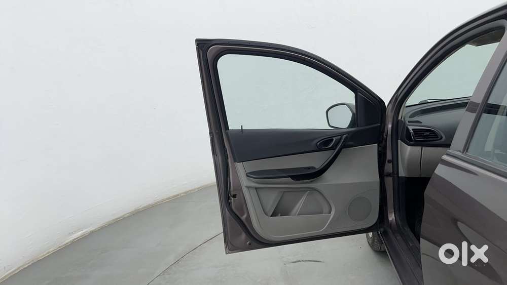 Tata Tiago 1.05 Revotorq Xt, 2017, Diesel