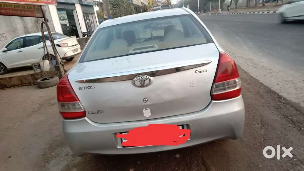 Toyota Etios 2014 Diesel 150000 Km Driven