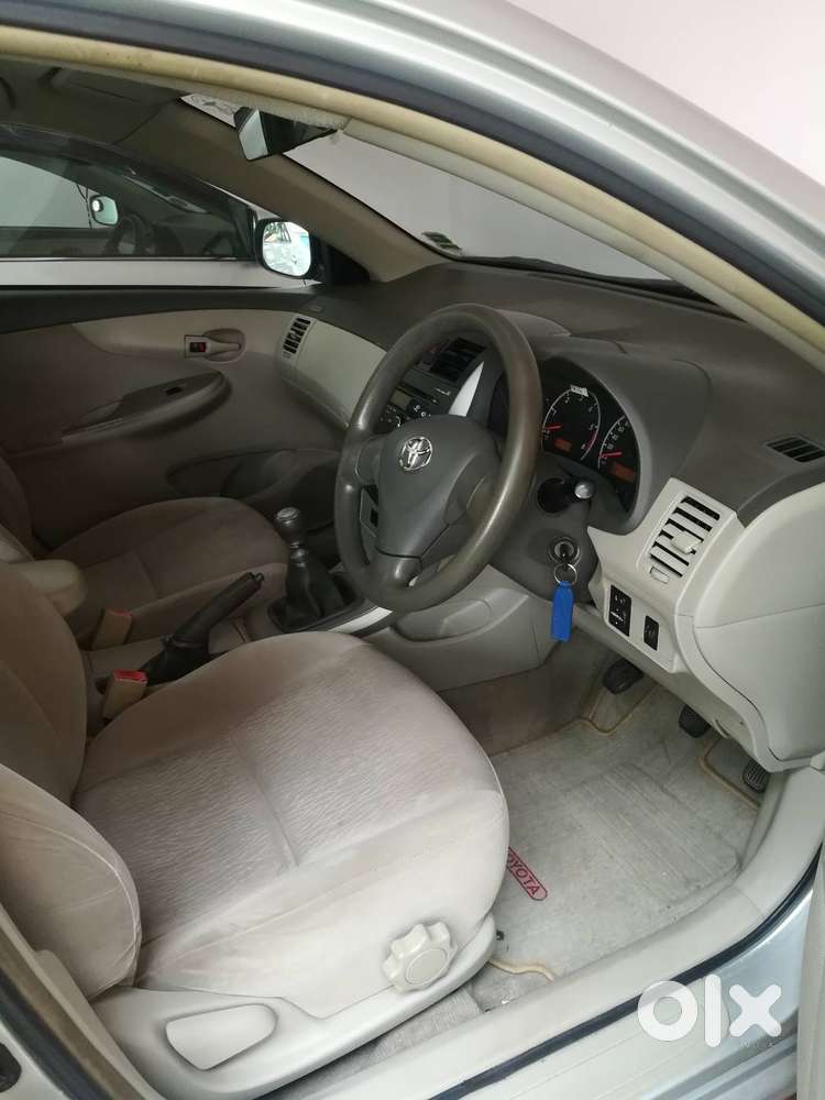 Toyota Corolla Altis 2010 Diesel 184000 Km Driven