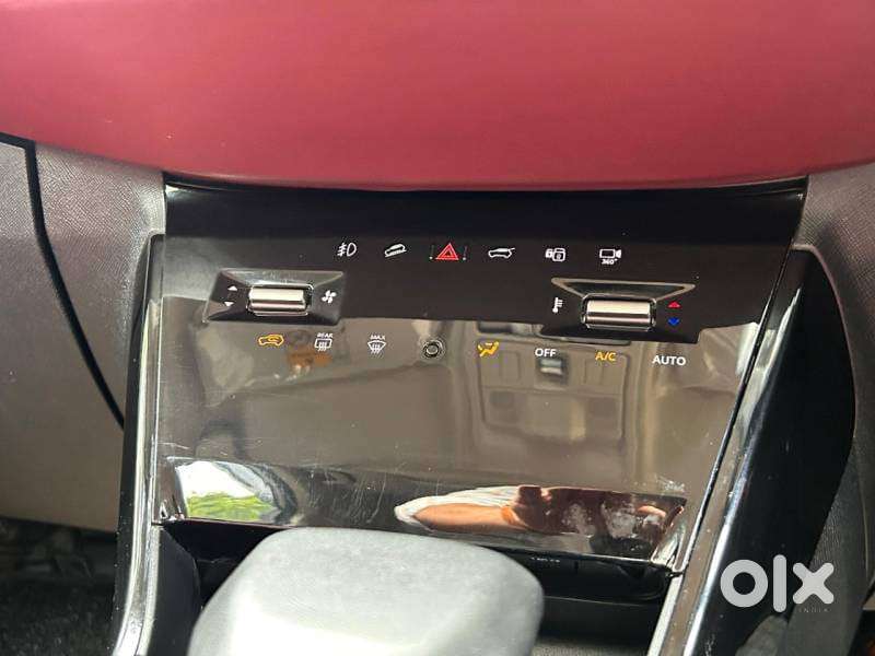 Tata Curvv S 1.2 Hyperion Gdi Petrol 7dca, 2024, Petrol