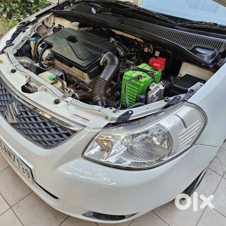 Maruti Suzuki Sx4 Vxi Bsiv, 2011, Petrol