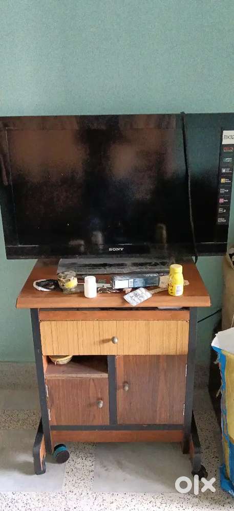 SONY TV BX32