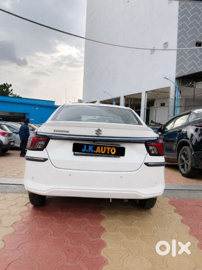 Maruti Suzuki Dzire 1.2 Vxi, 2025, Petrol