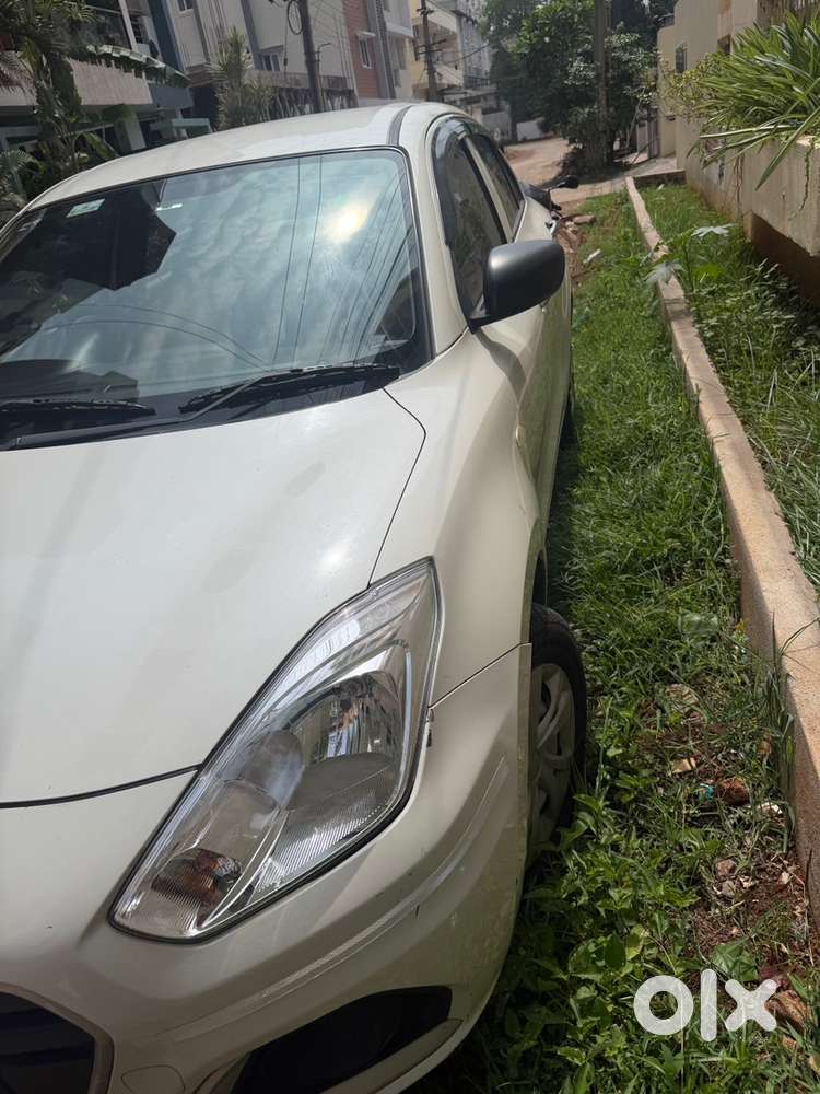 Maruti Suzuki Dzire Petrol 2022
