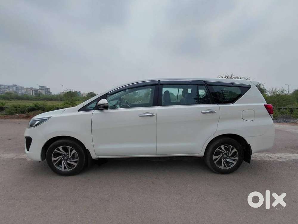 Toyota Innova Crysta 2.4 V, 2022, Diesel