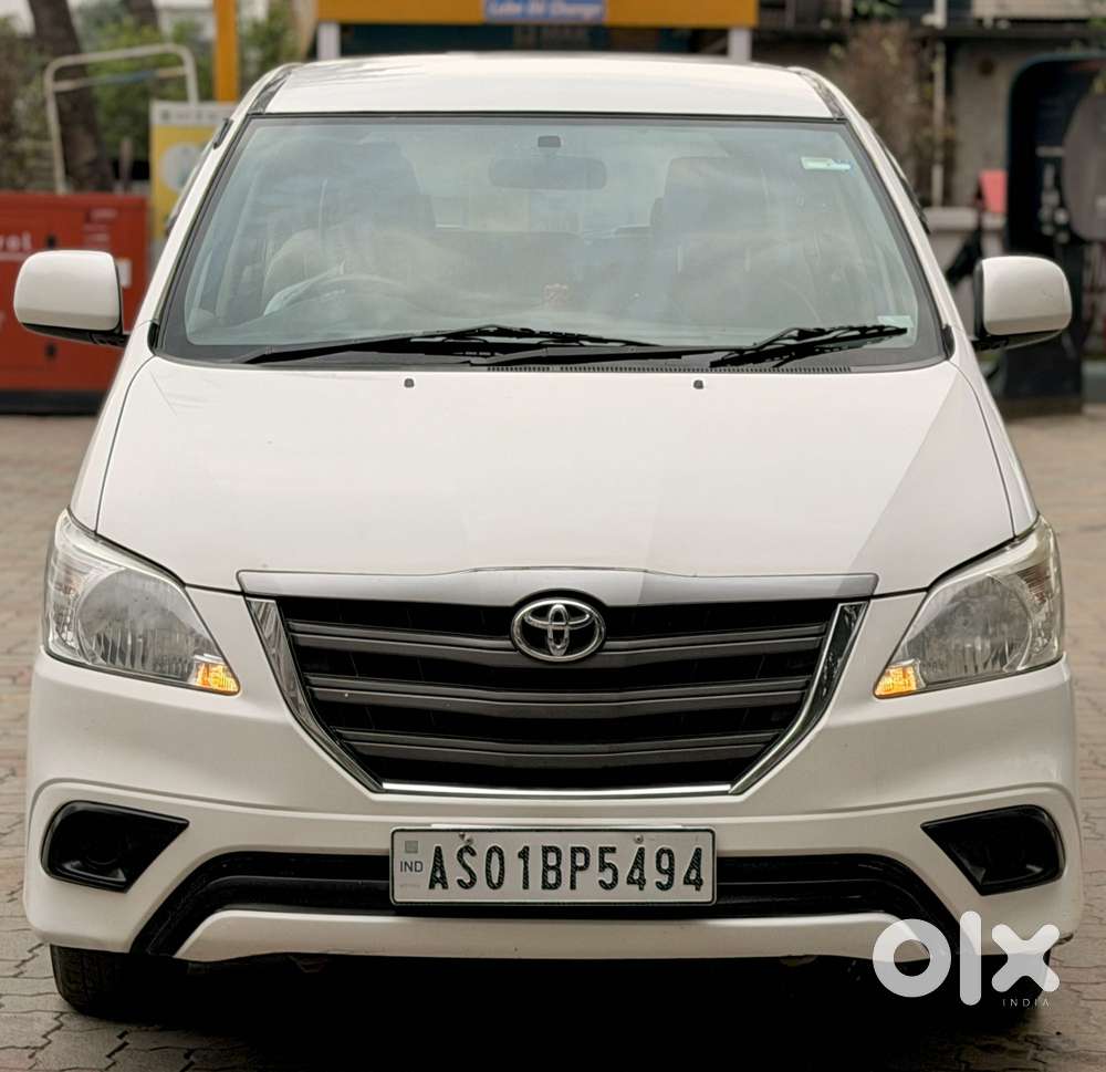 Toyota Innova 2.5 G (diesel) 8 Seater, 2014, Diesel