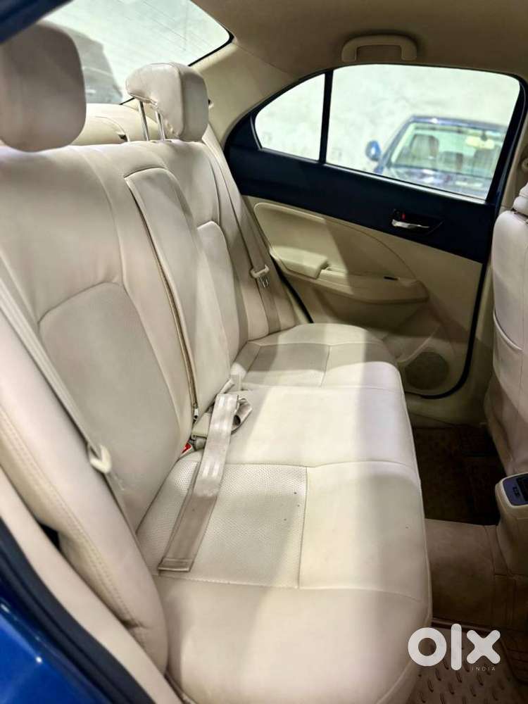 Maruti Suzuki Dzire 1.2 Zxi Plus Amt, 2017, Petrol