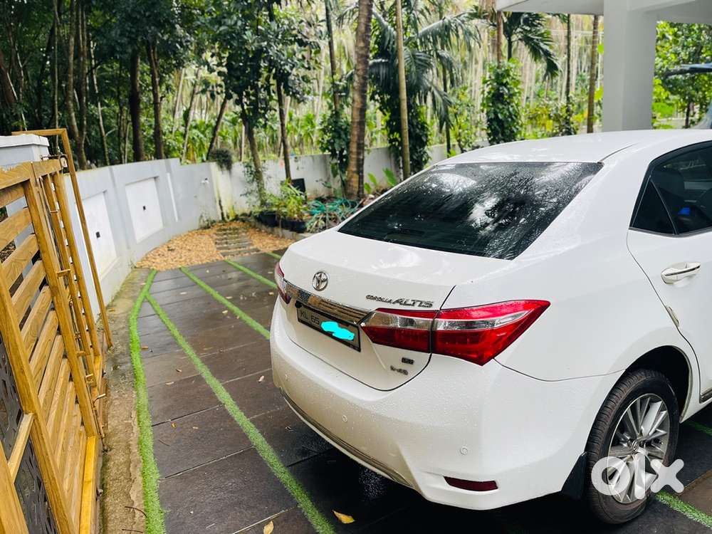 Toyota Corolla Altis 2014
