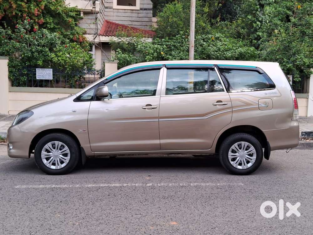 Toyota Innova 2004-2011 2.5 G4 Diesel 7-seater, 2011, Diesel