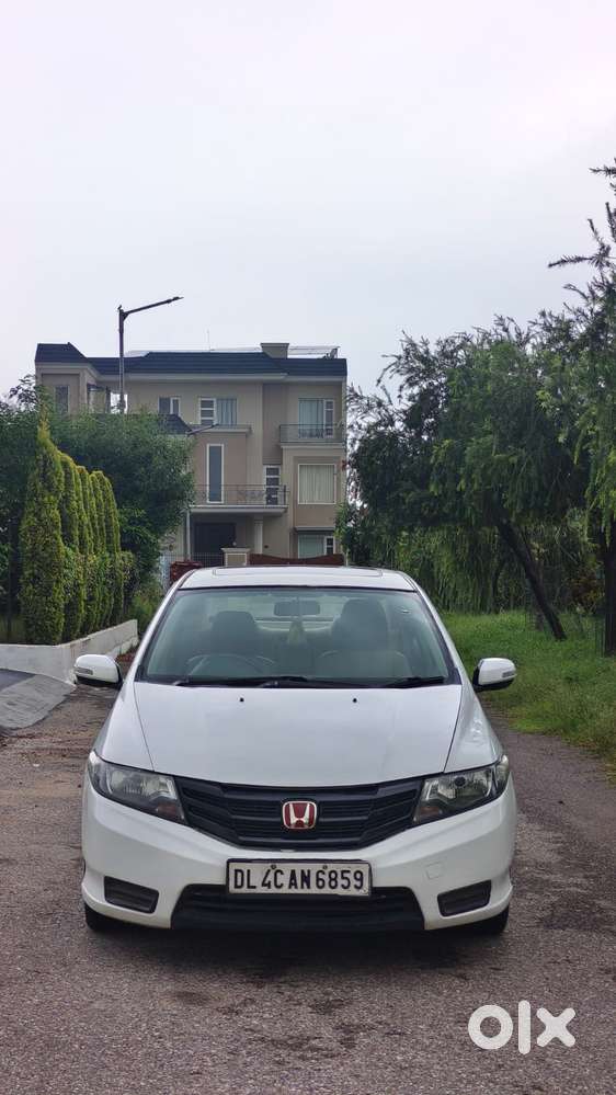 Honda City 1.5 V At Sunroof, 2012, Petrol