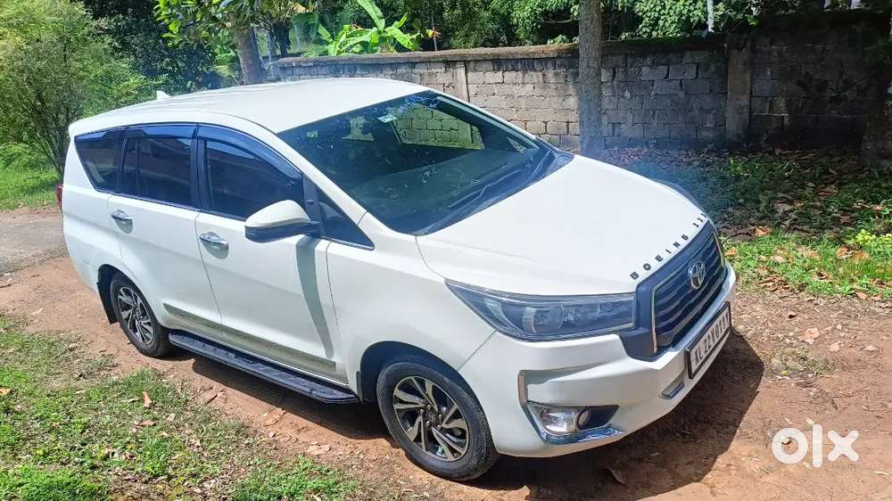 Toyota Innova Crysta 2019