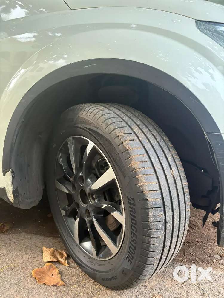 Mahindra Xuv500 2019
