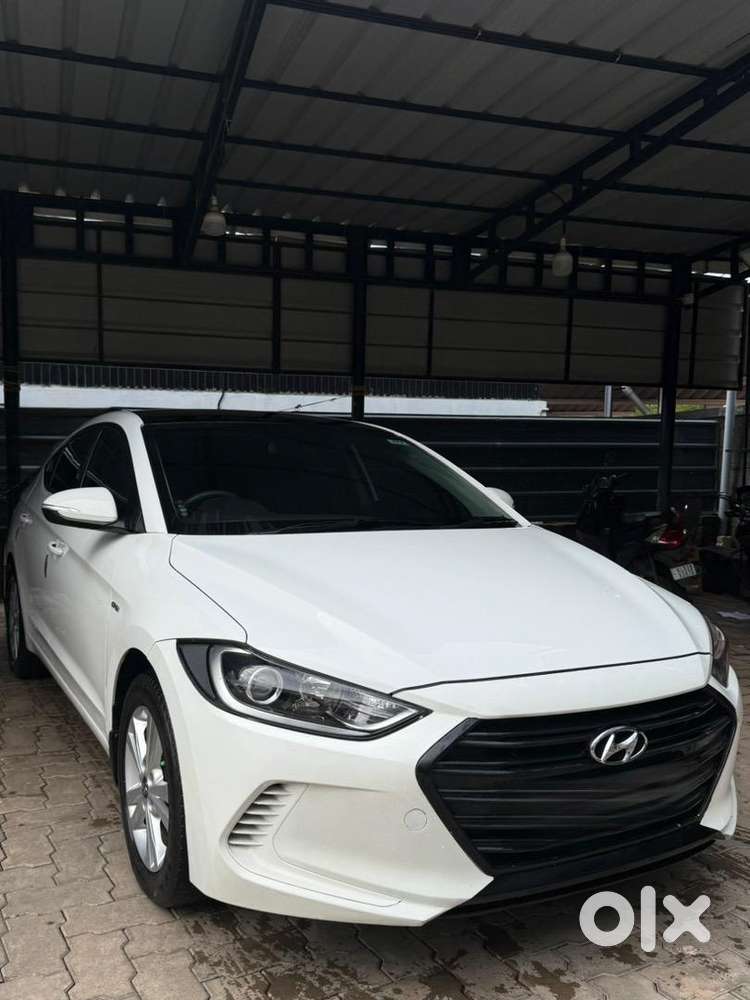 Hyundai Elantra - Diesel 2017 Manual