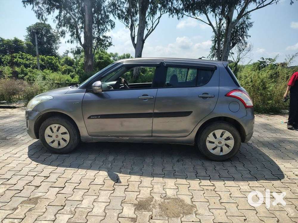 Maruti Suzuki Swift 1.2 Vxi (o), 2017, Petrol