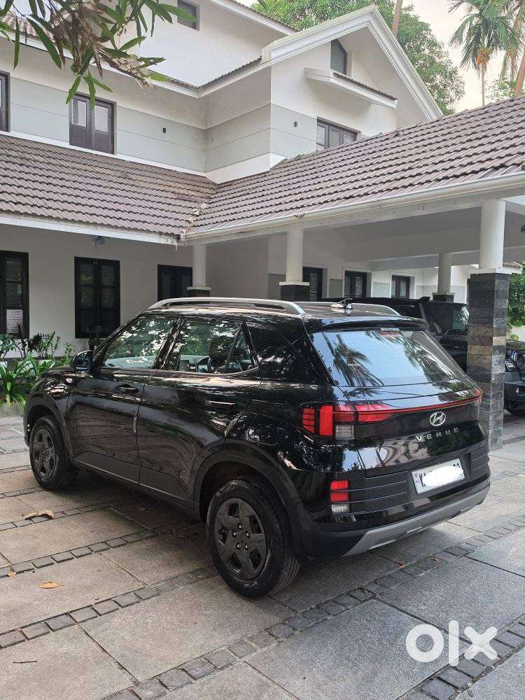 Hyundai Venue, 2025, Petrol