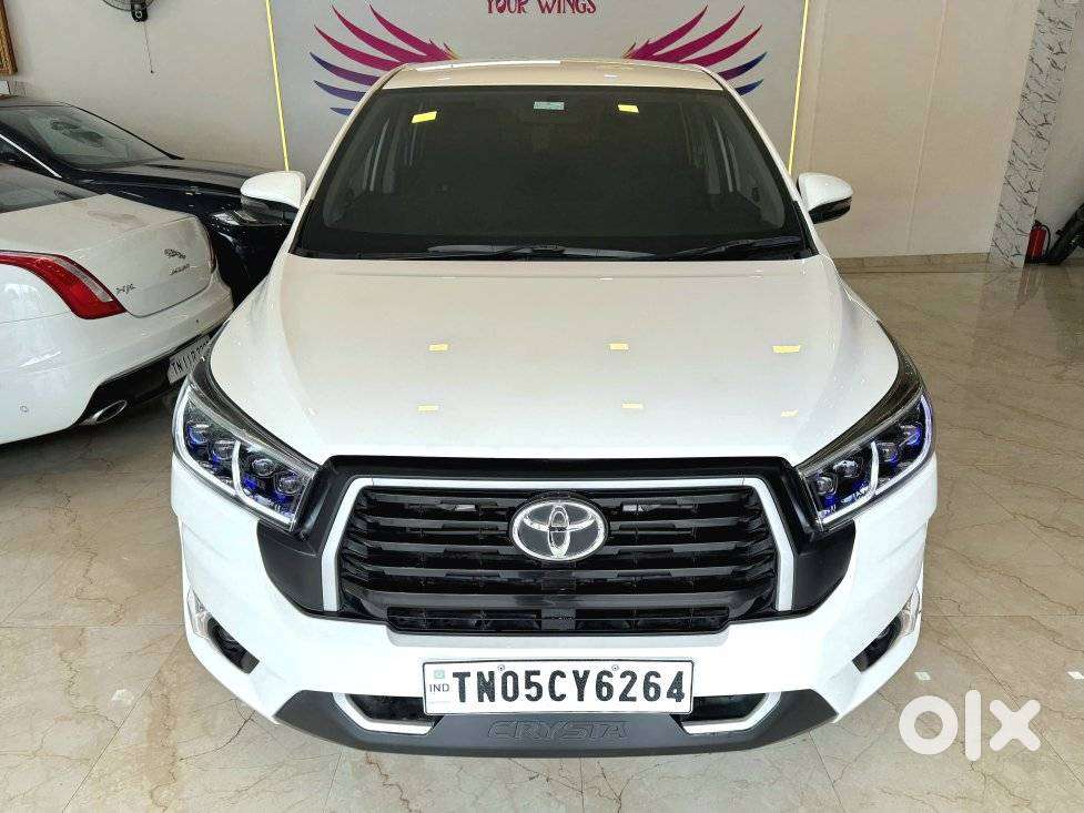 Toyota Innova Crysta [2020-ongoing] 2.4 Gx 7 Str, 2025, Diesel