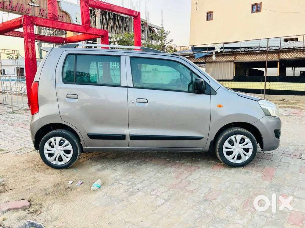 Maruti Suzuki Wagon R 1.0 Vxi Plus Amt, 2017, Petrol