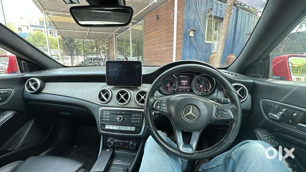 Mercedes-benz Vehicle 2017 Petrol