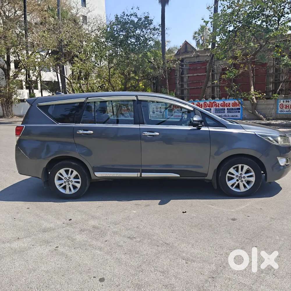 Toyota Innova Crysta 2018