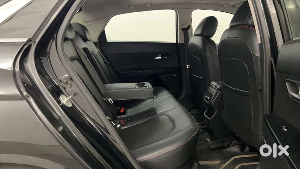 Hyundai Verna 1.5 Sx (o) Turbo Petrol Dct, 2023, Petrol