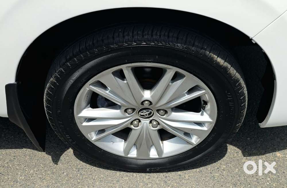Toyota Innova Crysta 2.7 Zx At, 2019, Petrol