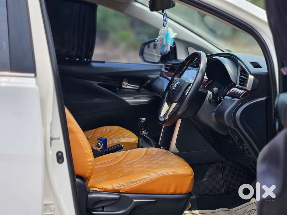 Toyota Innova Crysta 2.4 V 8 Str, 2017, Diesel