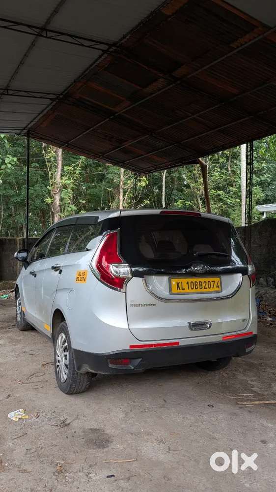 Mahindra Marazzo Well Maintained
