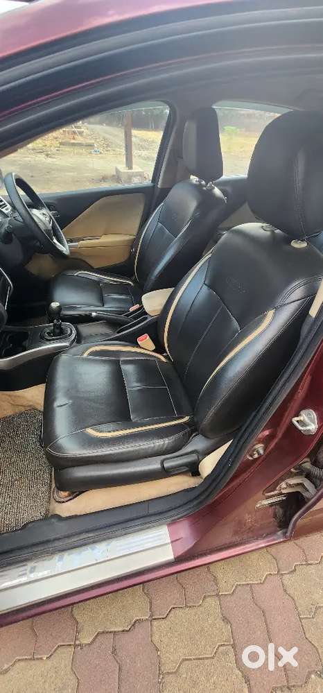 Honda City 1.5 V 2017