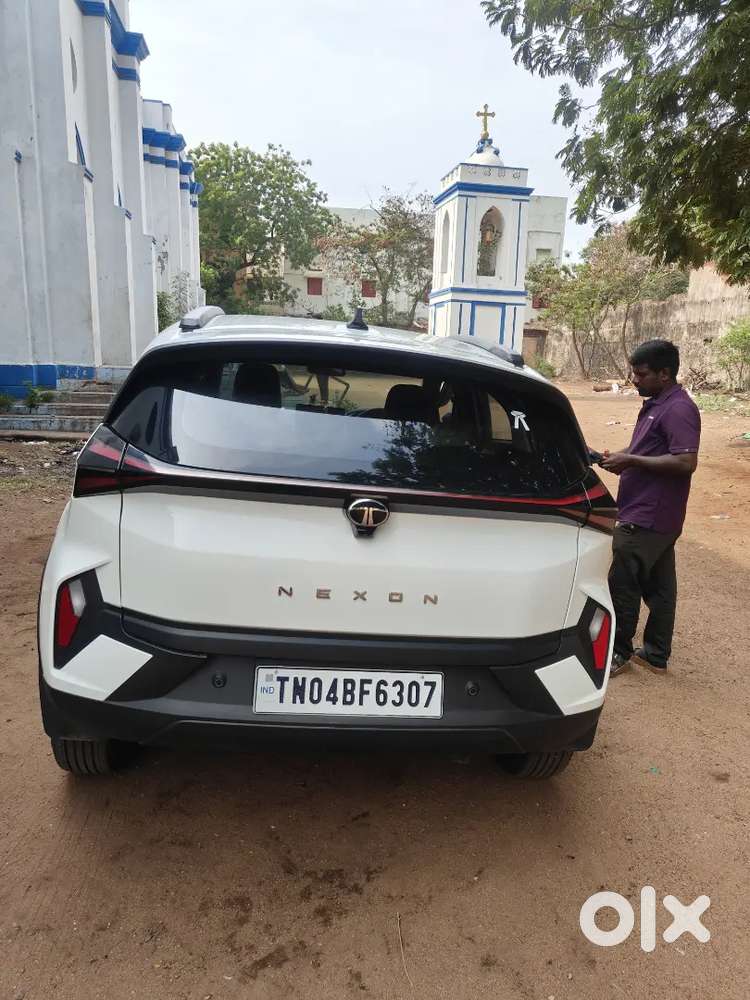 Tata Nexon 2025 Petrol 7000 Km Driven