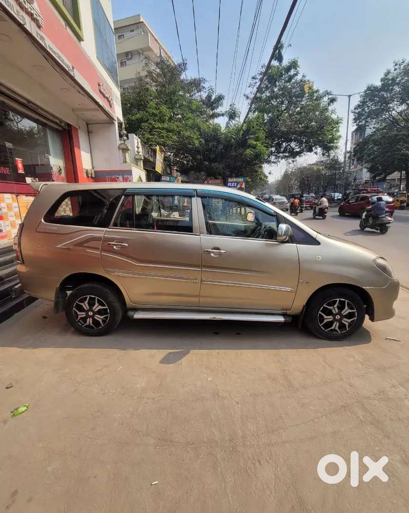 Toyota Innova 2007