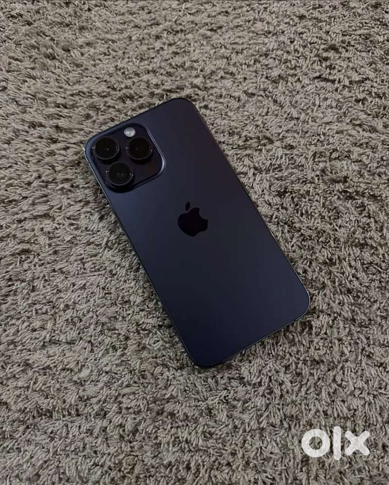 Selling my 6 months used iphone 14 pro max need urgent money