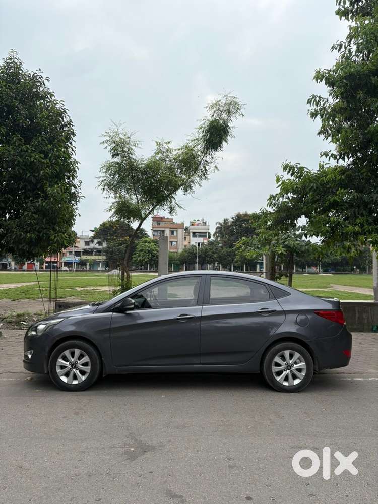 Hyundai Verna 2015 Fluidic Tax Paid Till 2030