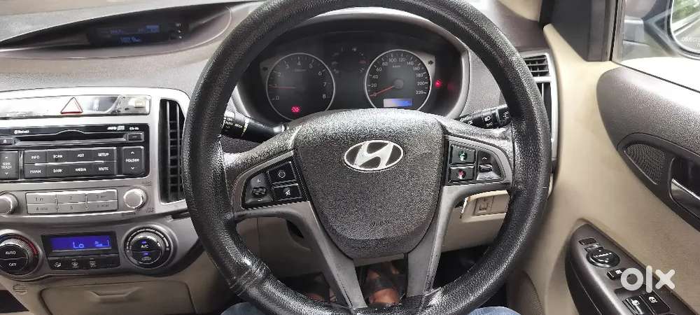 Hyundai I20 Sports Abs With Air Bag Mint Condition Manual