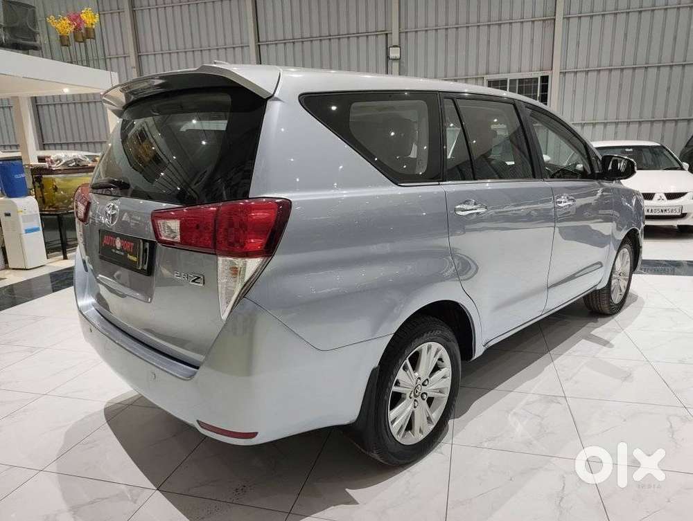 Toyota Innova Crysta 2.8z Automatic, 2017, Diesel