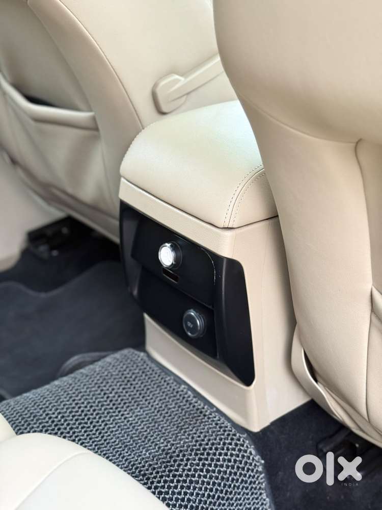 Ford Endeavour Titanium Plus 4x2, 2021, Diesel