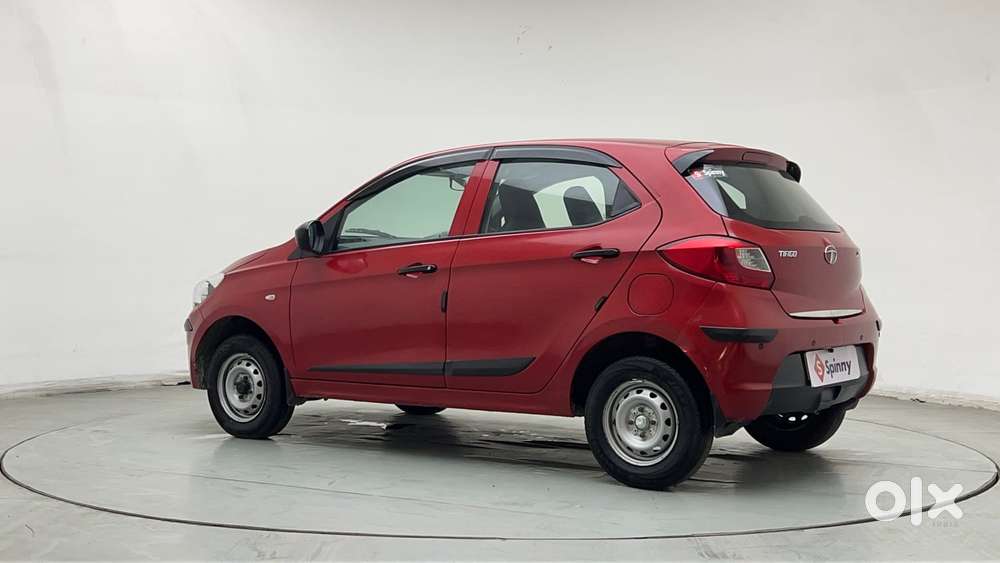Tata Tiago Xe, 2018, Petrol