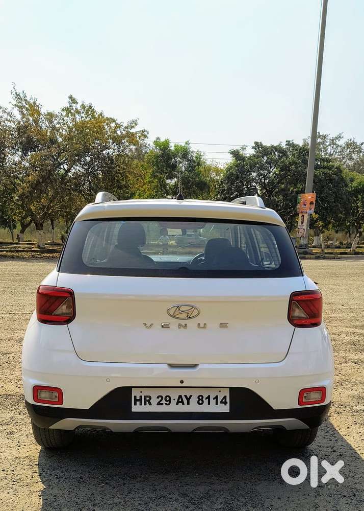 Hyundai Venue S 1.2 Petrol, 2021, Petrol