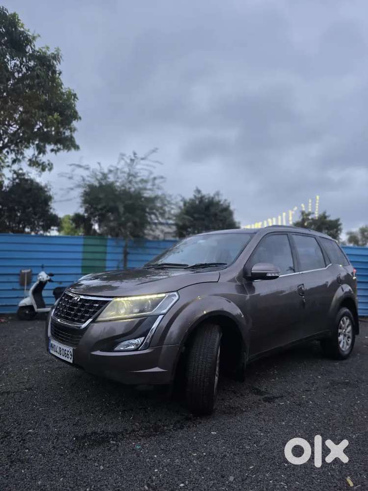 Mahindra Xuv500 W10
