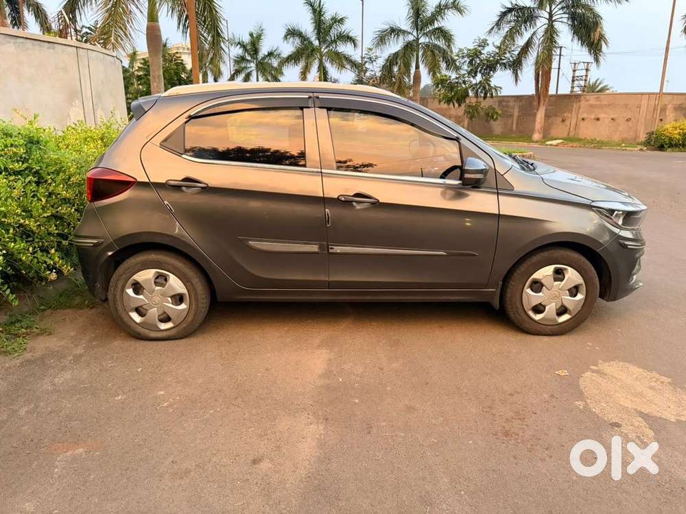 2021 Tata Tiago Xt Life Time Tax Paid