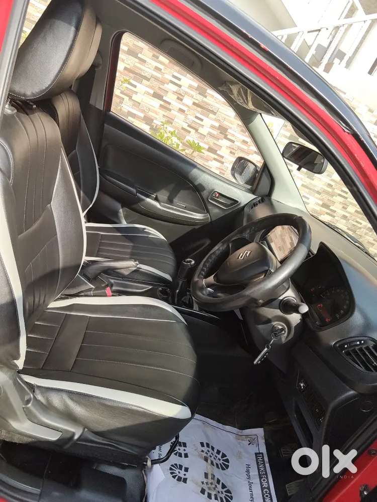 Maruti Suzuki Baleno Sigma 2017