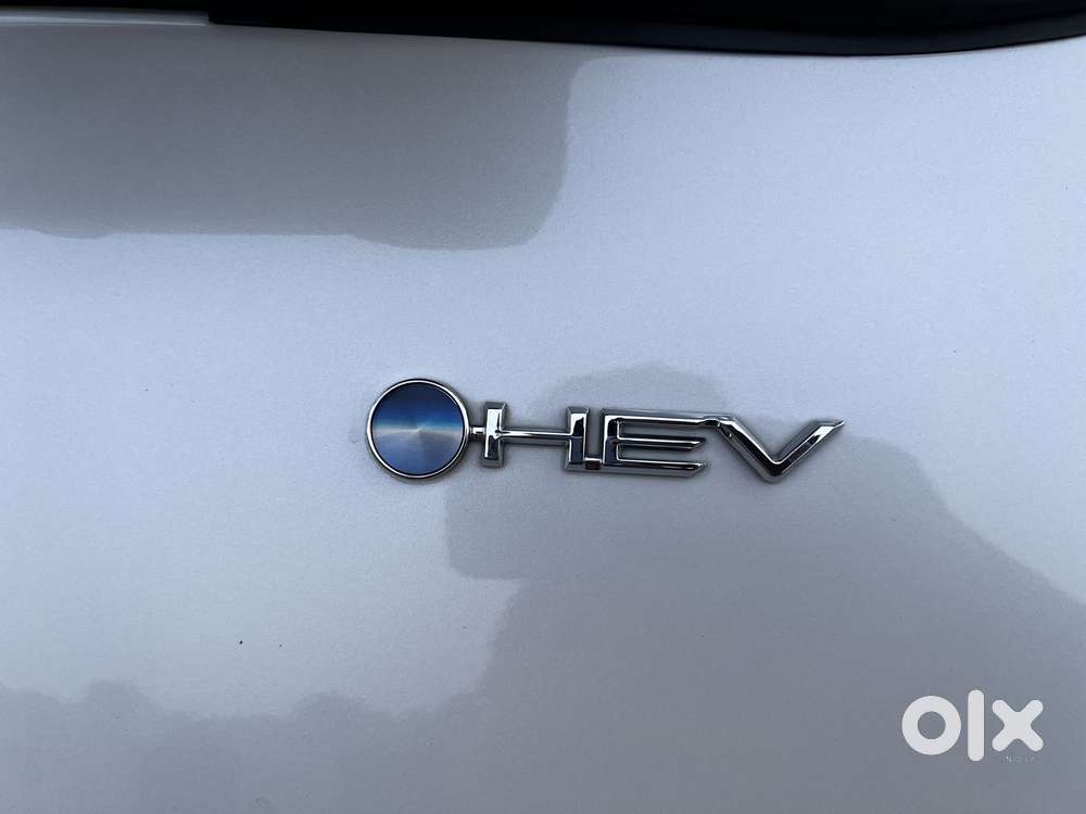 Toyota Innova Hycross 2.0 Vx Hybrid 7 Str, 2025, Petrol