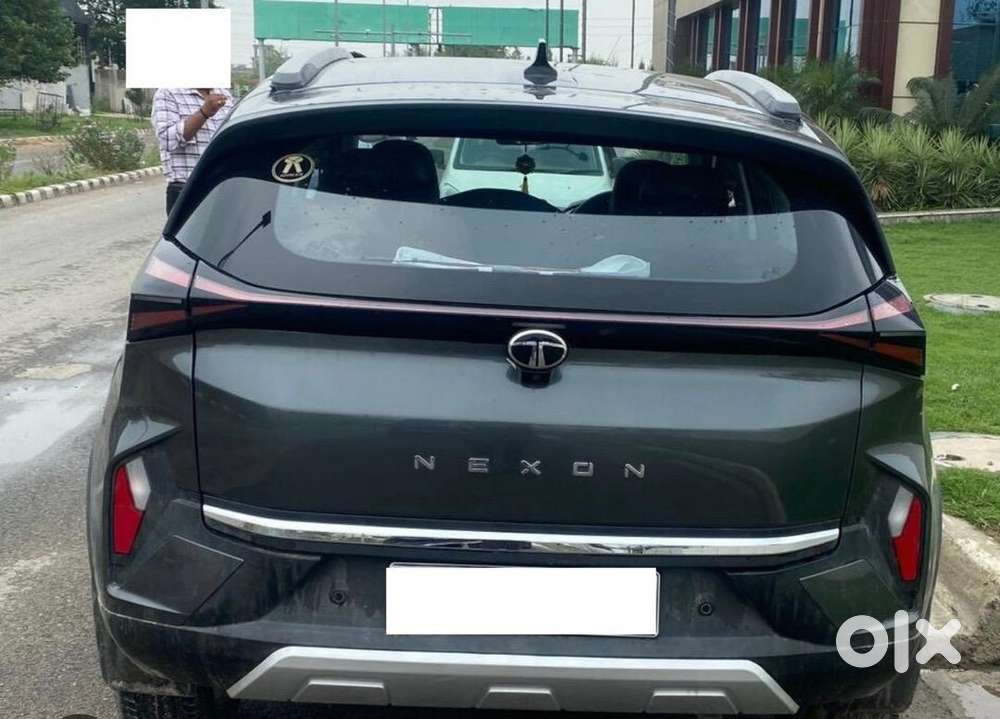 Tata Nexon Petrol 2024