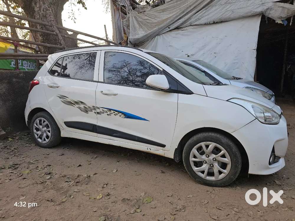 Hyundai Grand I10 2017 Diesel Well Maintained