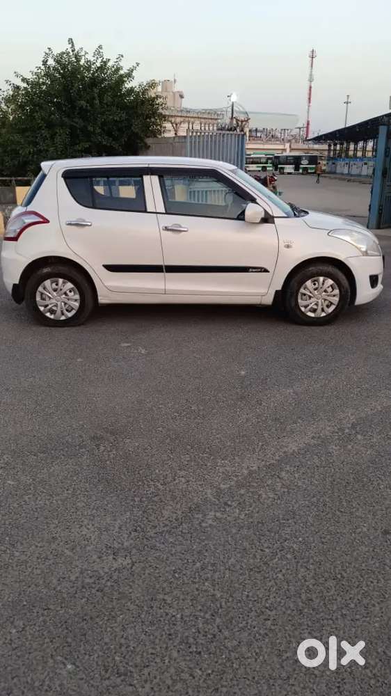Maruti Suzuki Swift 2012 Petrol 45000 Km Driven
