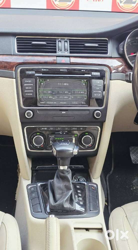Skoda Superb Elegance Tdi 2.0 At, 2013, Petrol