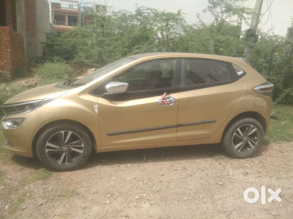 Tata Altroz Xz Top Model