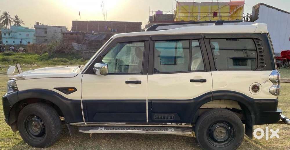 Mahindra Scorpio S2